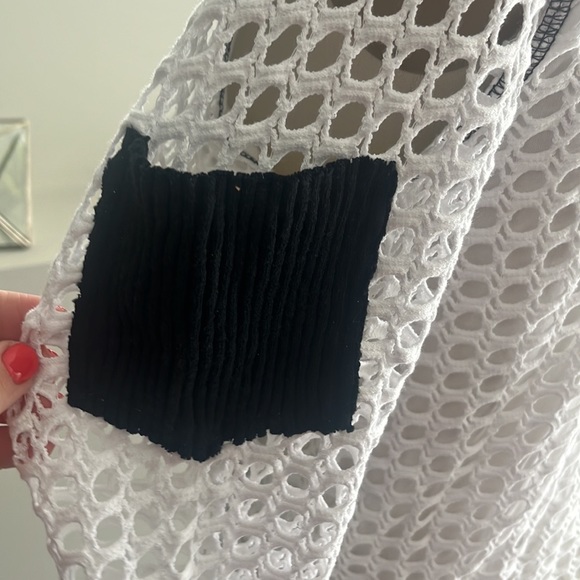 PETE COLLECTION ZIPPER TOP - Picture 4 of 6